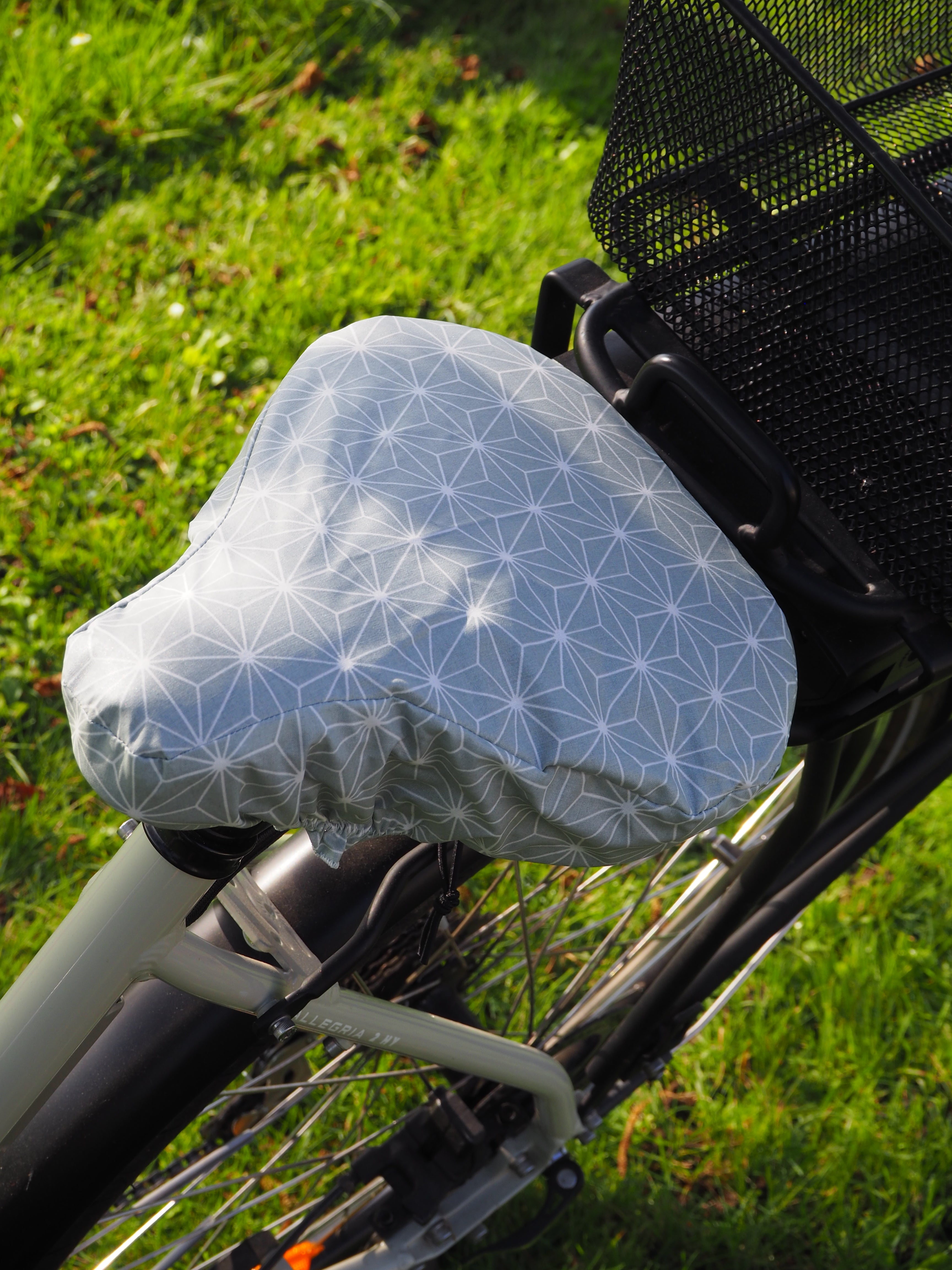 Housse de selle imperméable - La Léonette