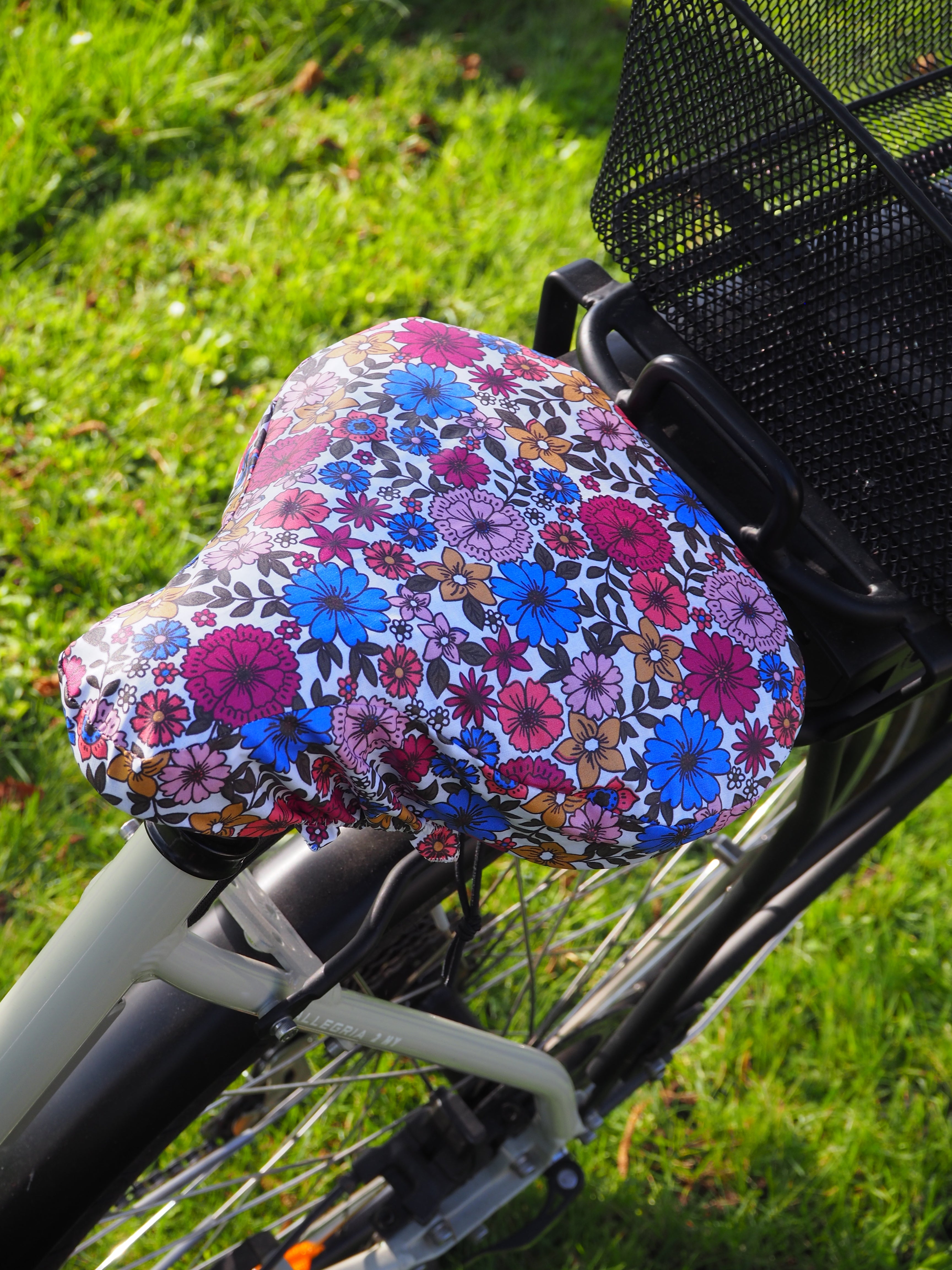 Housse de selle imperméable - La Léonette