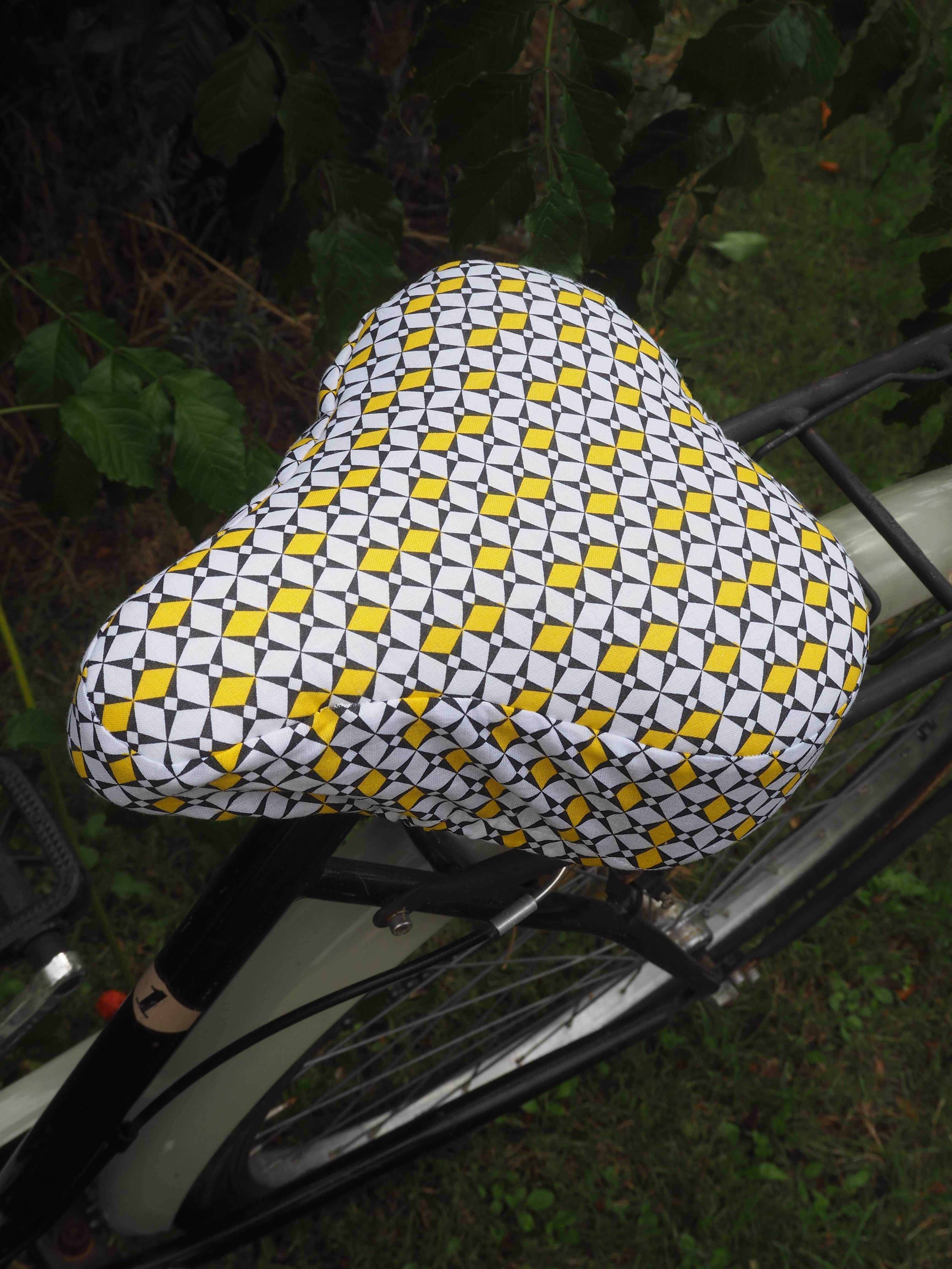 La cyclotte + - La housse de selle moelleuse