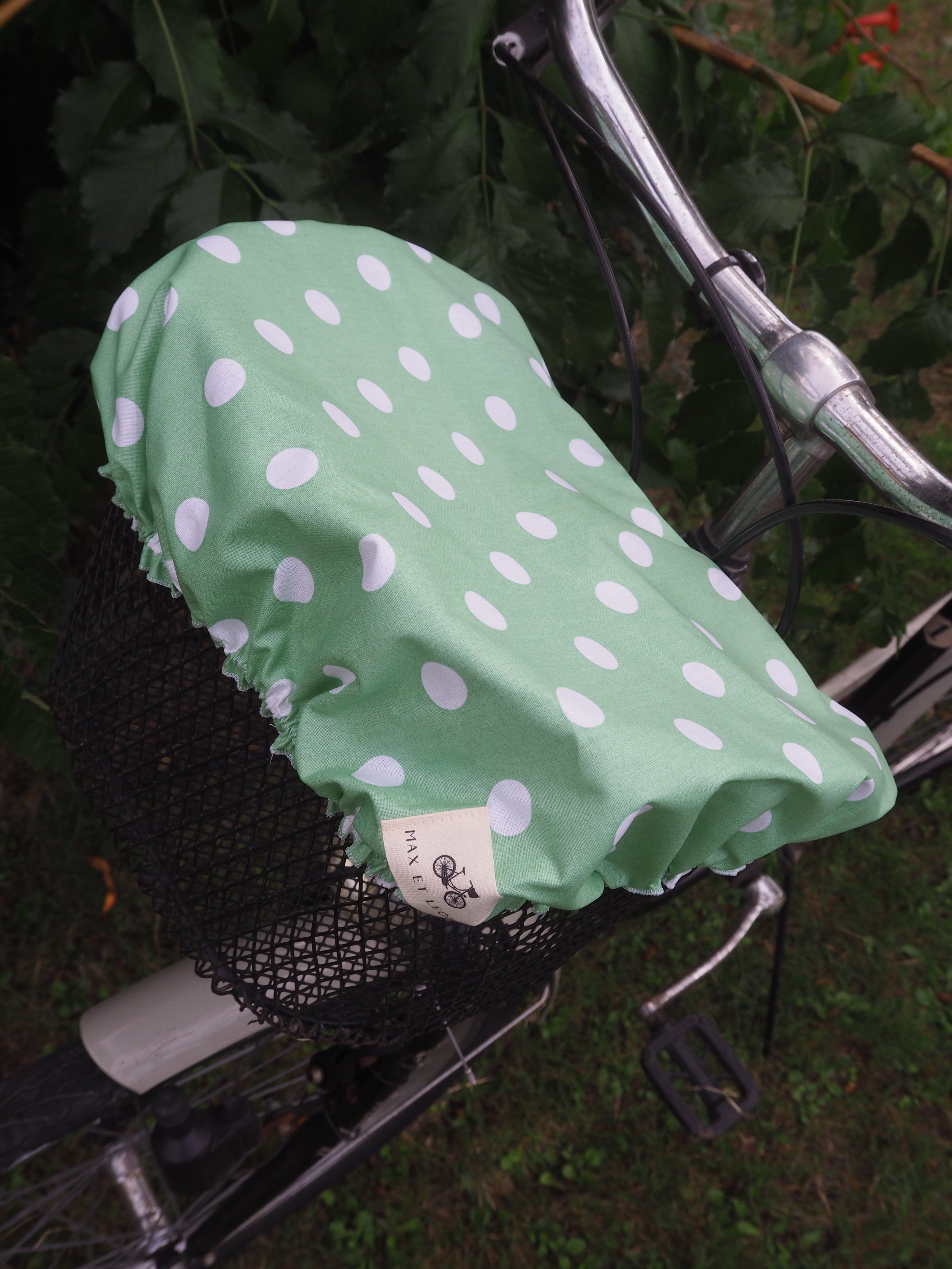 Les Paniettes – Housses de panier vélo imperméables