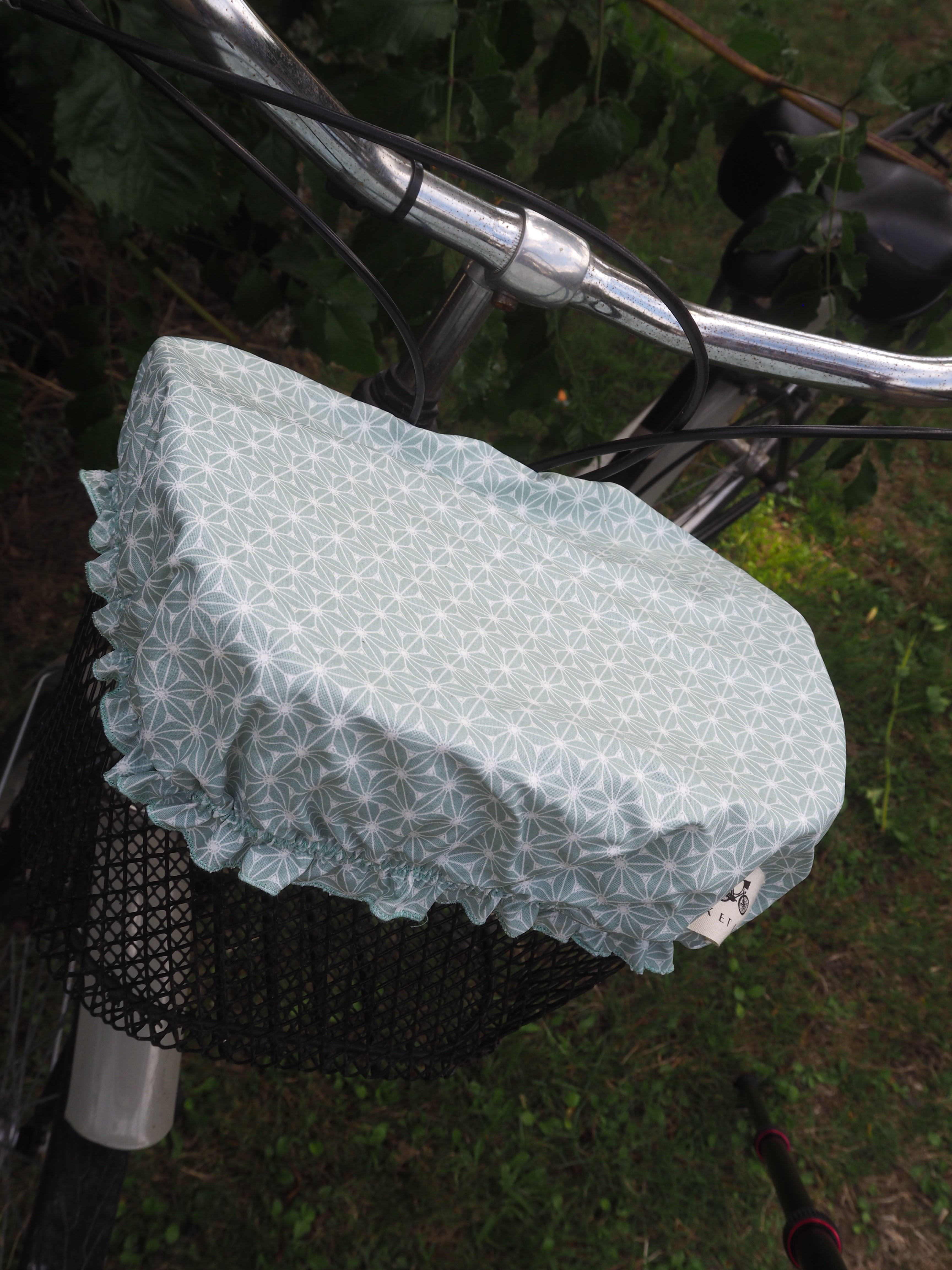 Les Paniettes – Housses de panier vélo imperméables