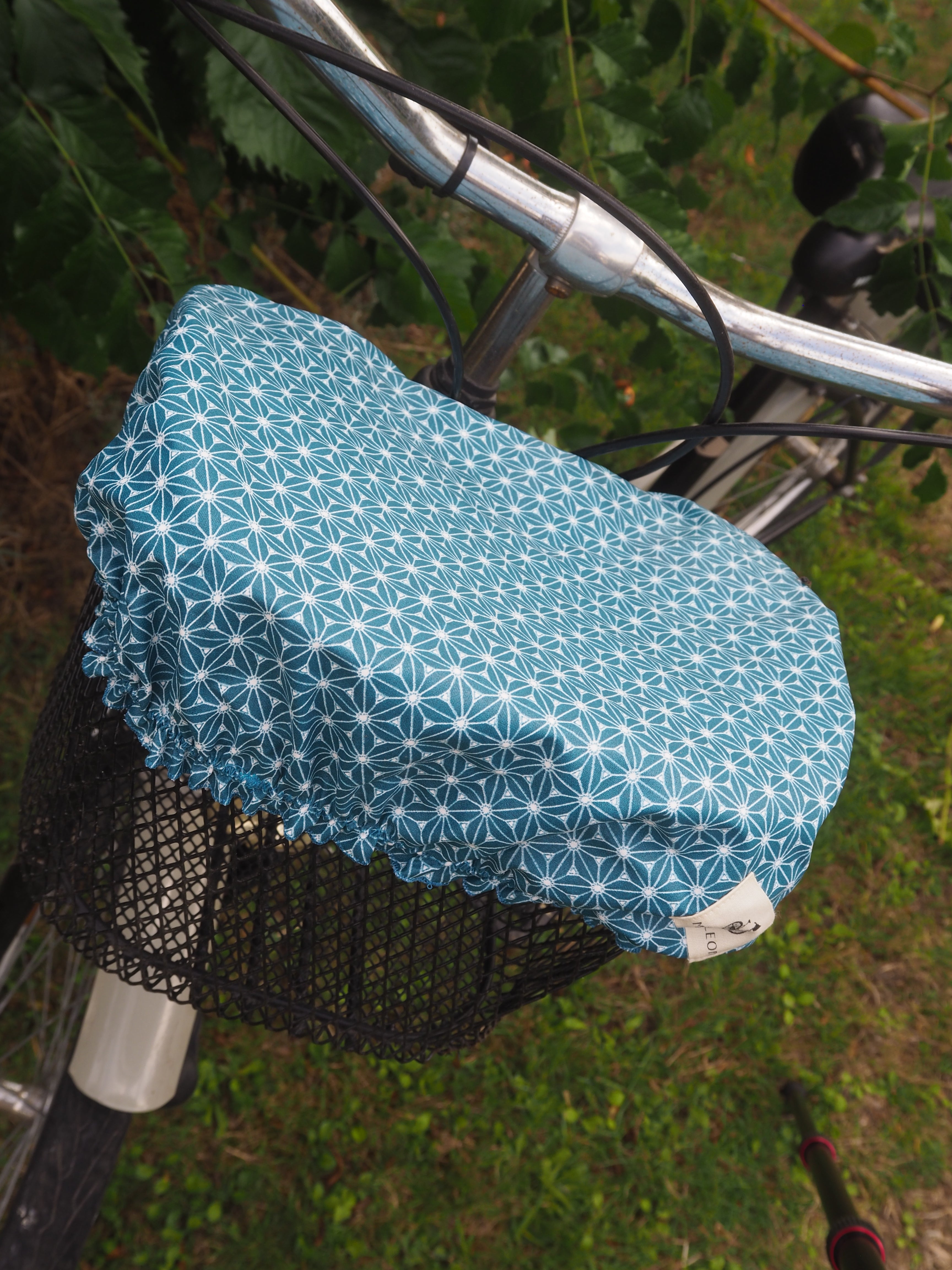 Les Paniettes – Housses de panier vélo imperméables