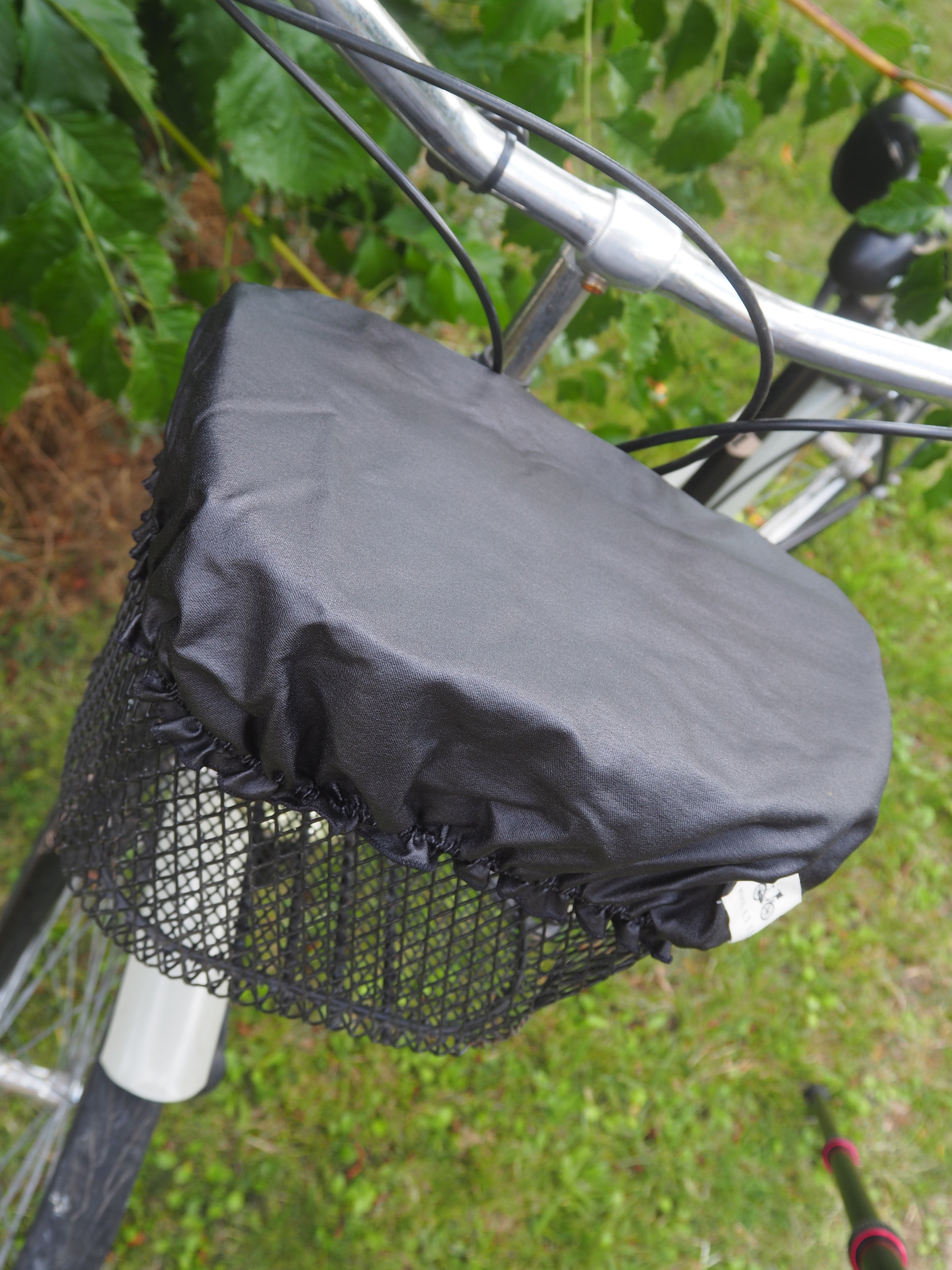 Les Paniettes – Housses de panier vélo imperméables