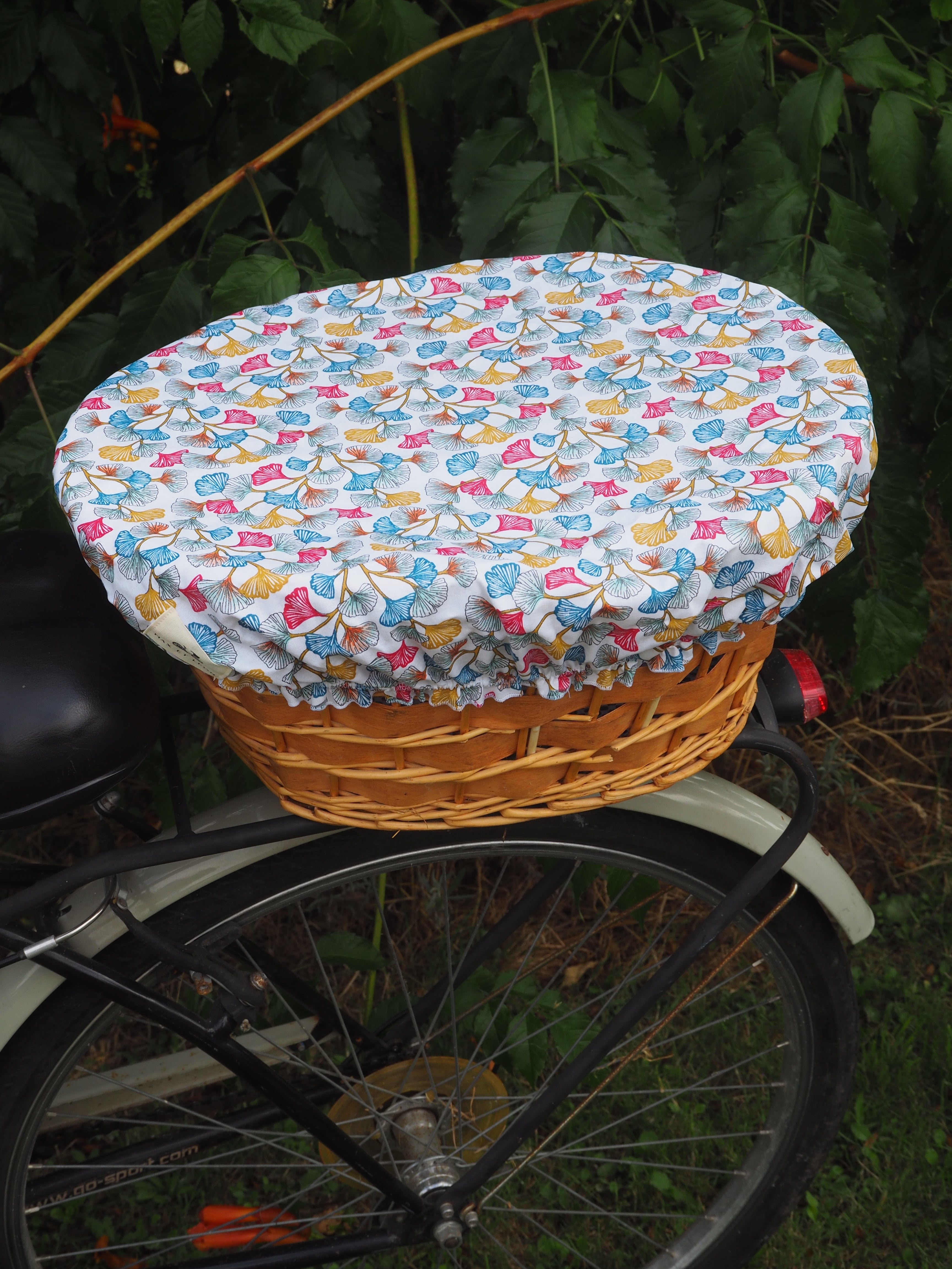 Les Paniettes – Housses de panier vélo imperméables